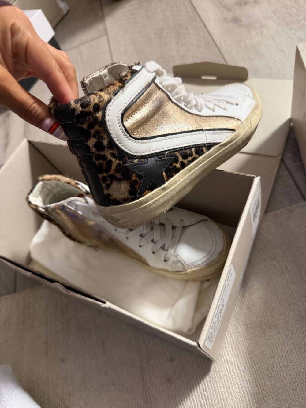 Golden Goose White Sneakers with Leopard and Metallic Gold Panels - Picture 3 of 3